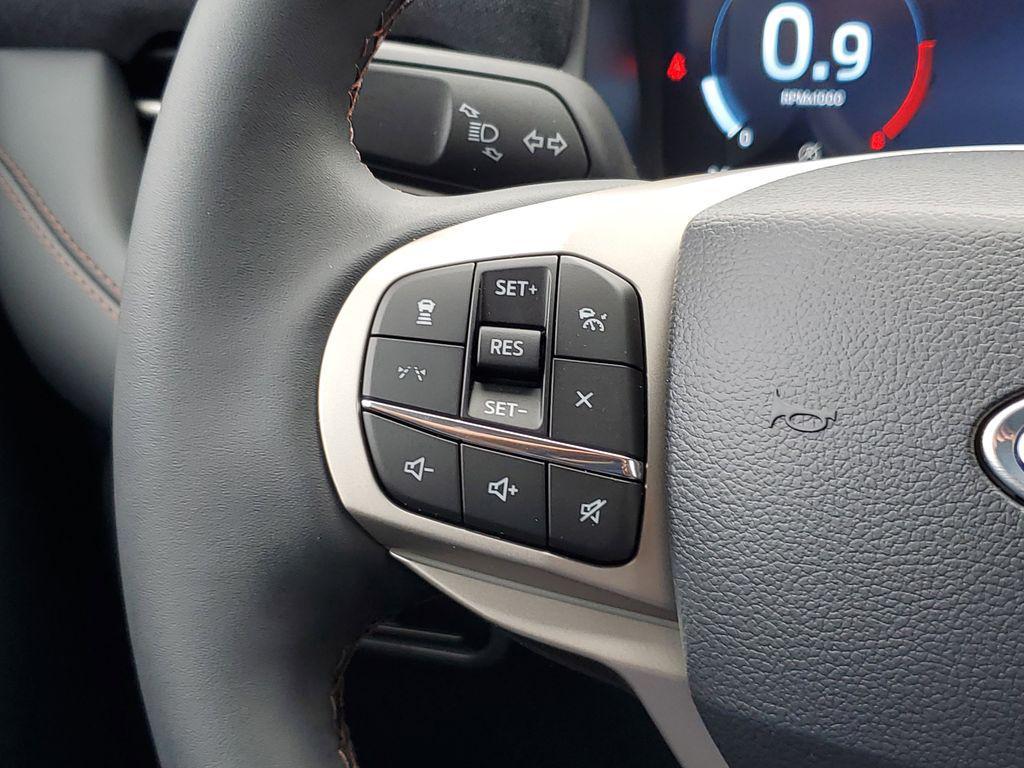 new 2025 Ford Explorer car, priced at $42,342