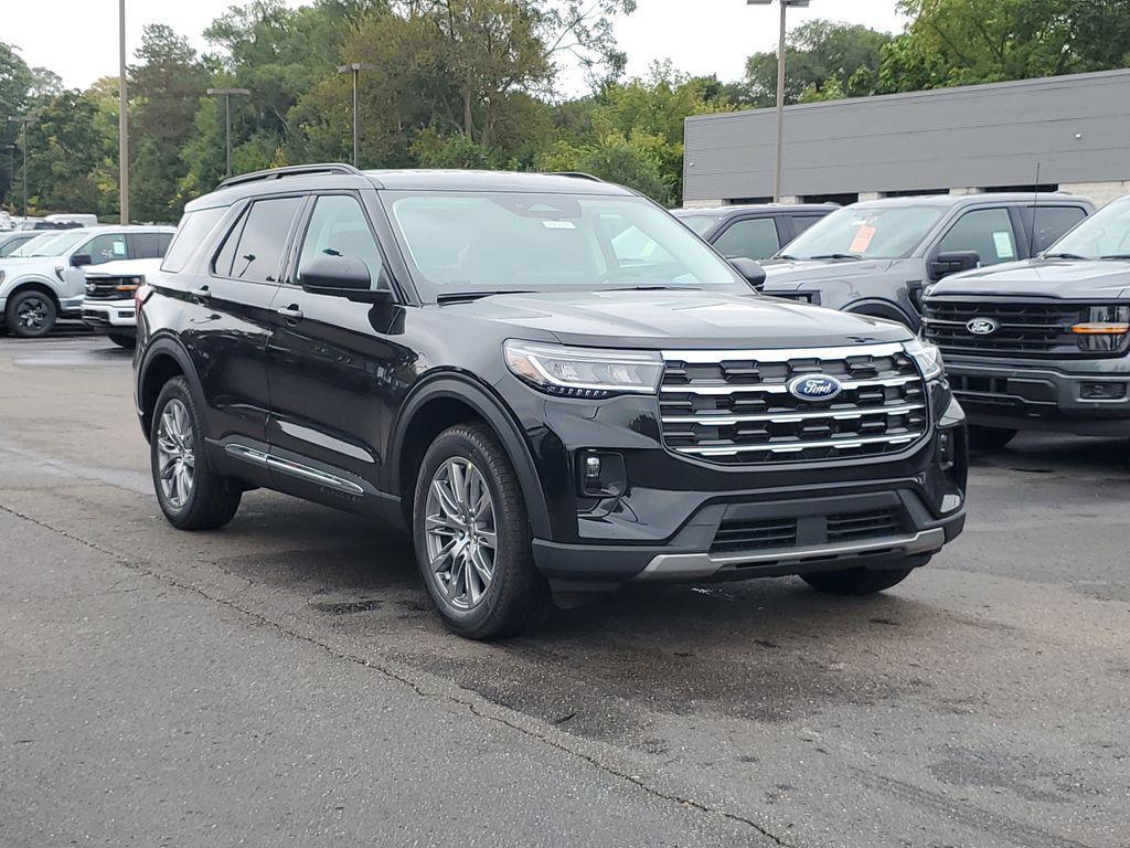 new 2025 Ford Explorer car, priced at $42,342