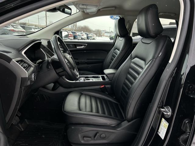 used 2021 Ford Edge car, priced at $17,000