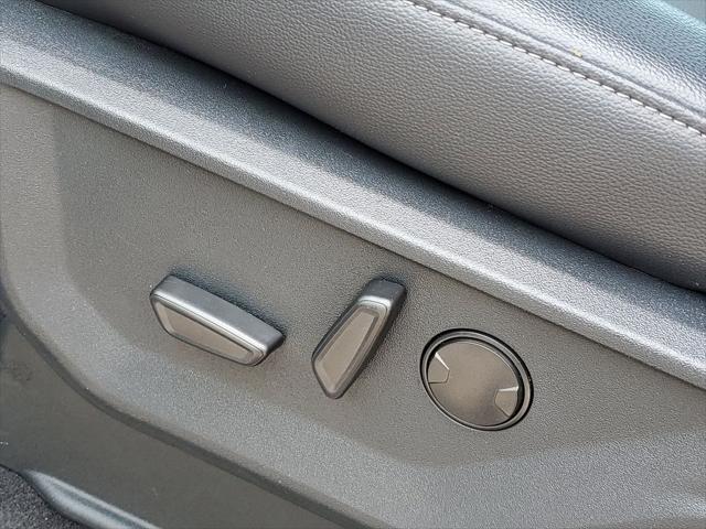 new 2025 Ford F-150 car, priced at $59,272