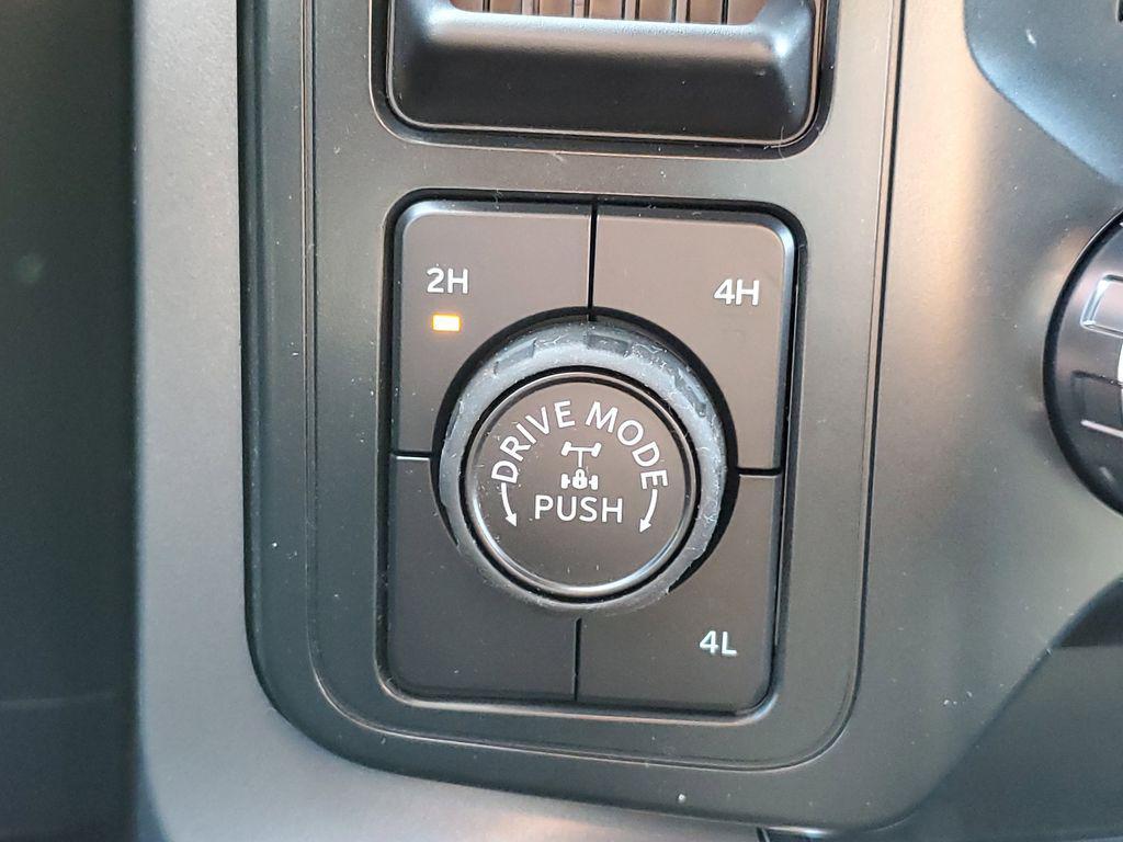 new 2025 Ford F-150 car, priced at $51,729