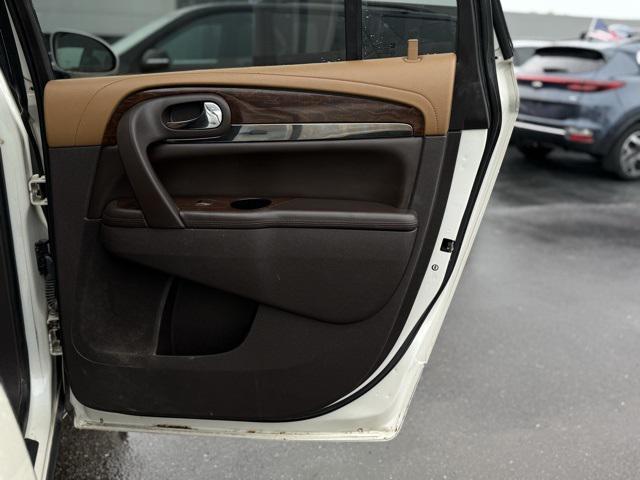 used 2015 Buick Enclave car, priced at $12,000
