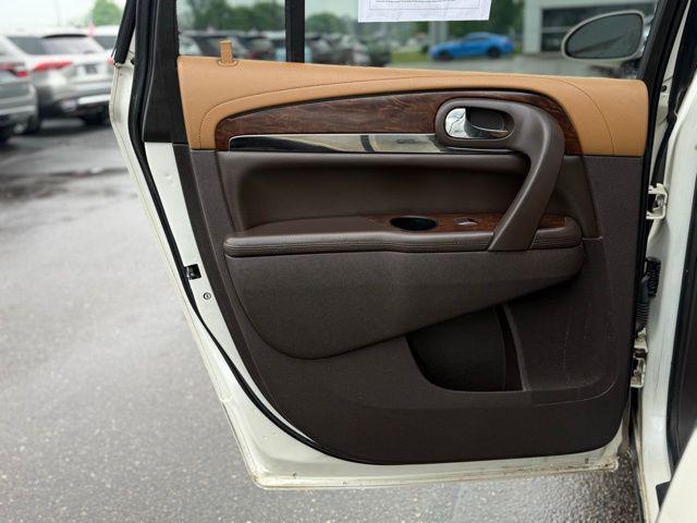 used 2015 Buick Enclave car, priced at $10,500