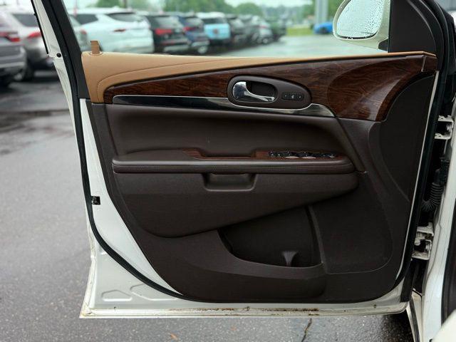 used 2015 Buick Enclave car, priced at $10,500