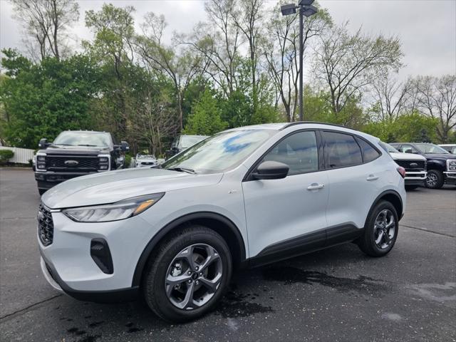 new 2025 Ford Escape car, priced at $30,200