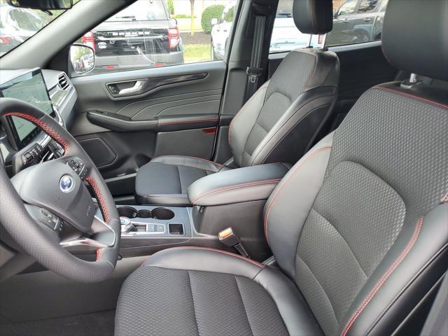 new 2025 Ford Escape car, priced at $31,671