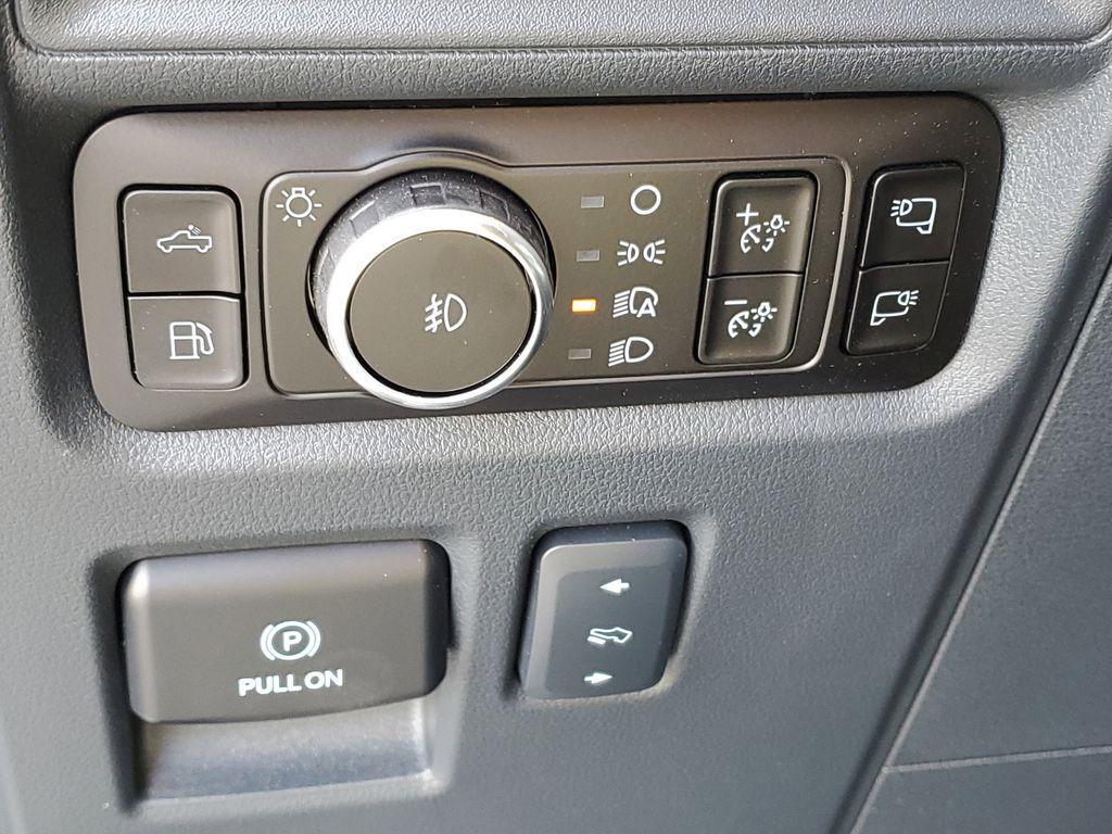 new 2025 Ford F-150 car, priced at $76,254