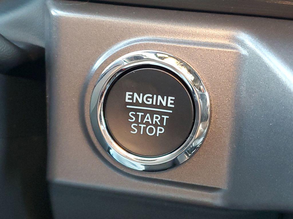 new 2025 Ford F-150 car, priced at $54,619