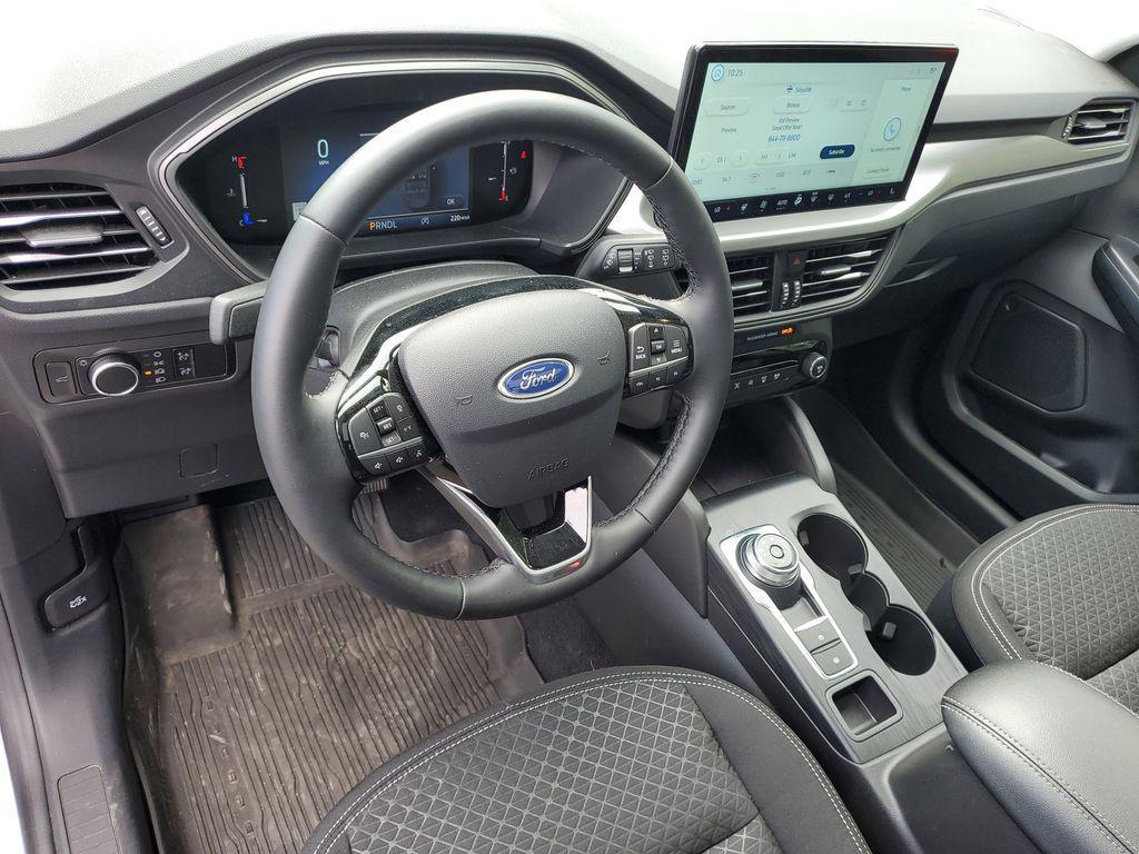 new 2025 Ford Escape car, priced at $28,750