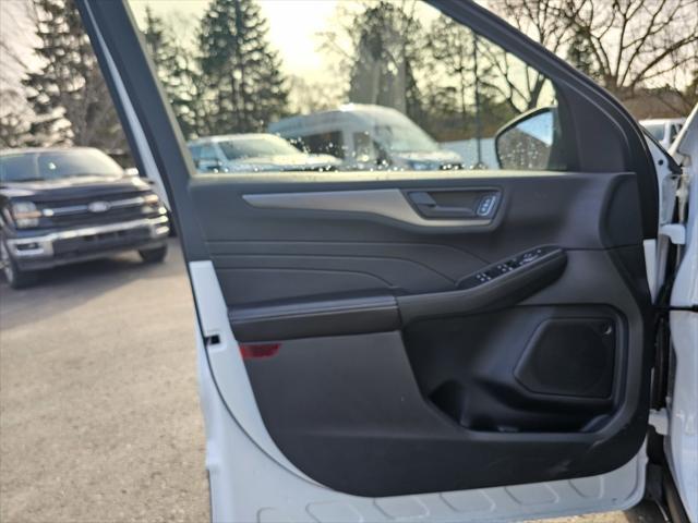 new 2025 Ford Escape car, priced at $30,136