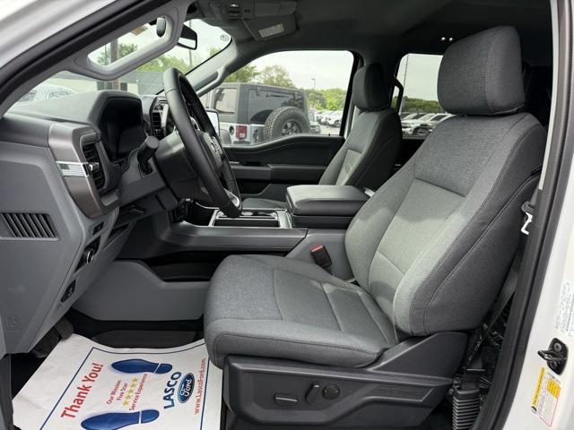 new 2025 Ford F-150 car, priced at $52,000
