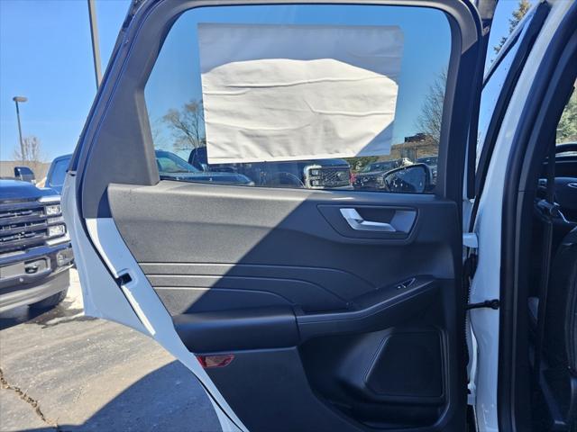 new 2025 Ford Escape car, priced at $33,521