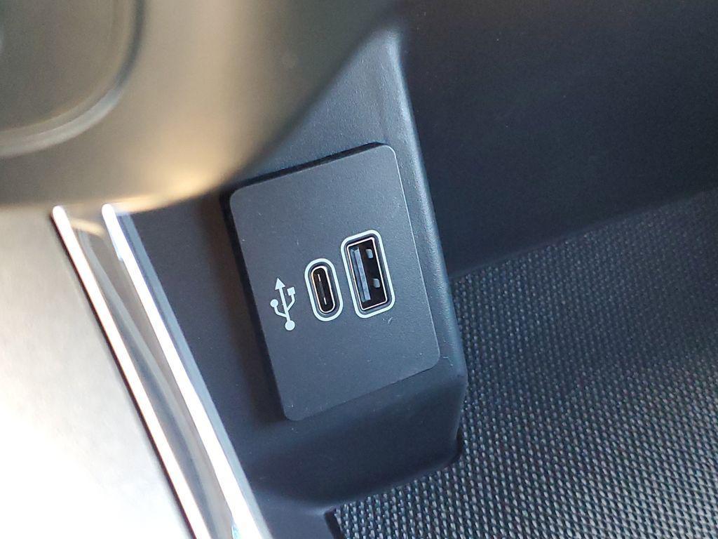 new 2025 Ford F-150 car, priced at $50,060