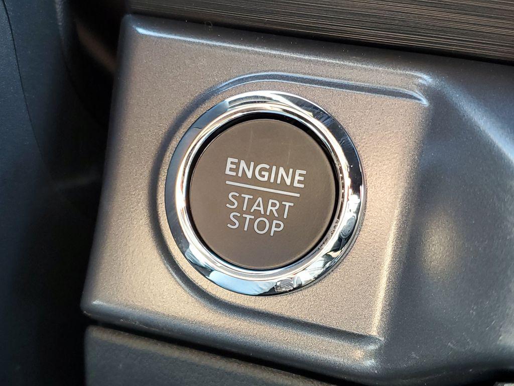 new 2025 Ford F-150 car, priced at $50,060