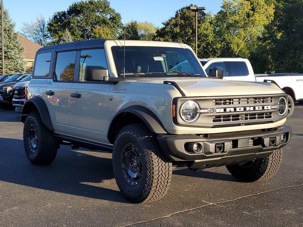 new 2025 Ford Bronco car, priced at $51,578