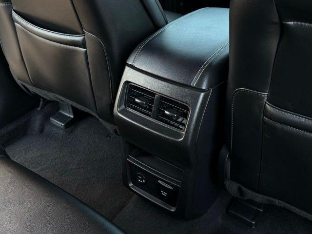 used 2021 Ford Edge car, priced at $24,000