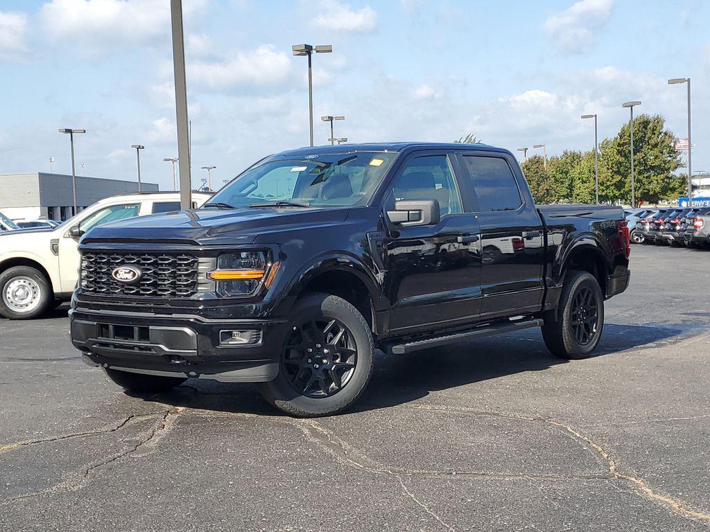 new 2025 Ford F-150 car, priced at $45,000