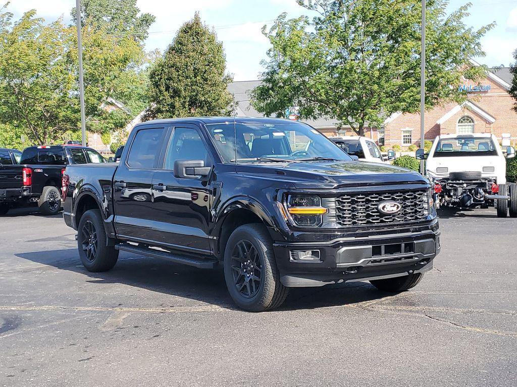 new 2025 Ford F-150 car, priced at $45,000