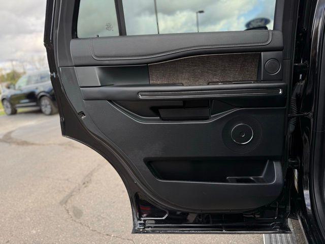 used 2021 Ford Expedition car, priced at $36,500