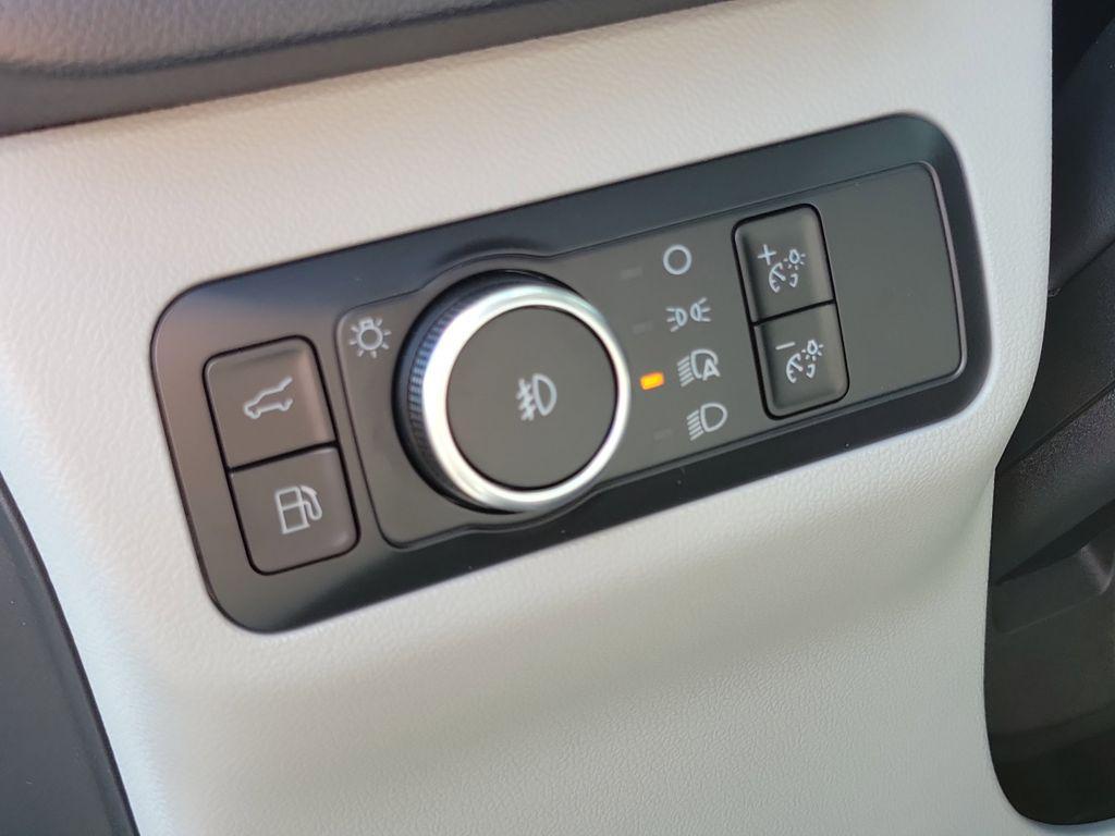 new 2025 Ford Escape PHEV car, priced at $35,964