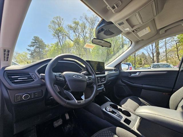 new 2025 Ford Escape car, priced at $28,750