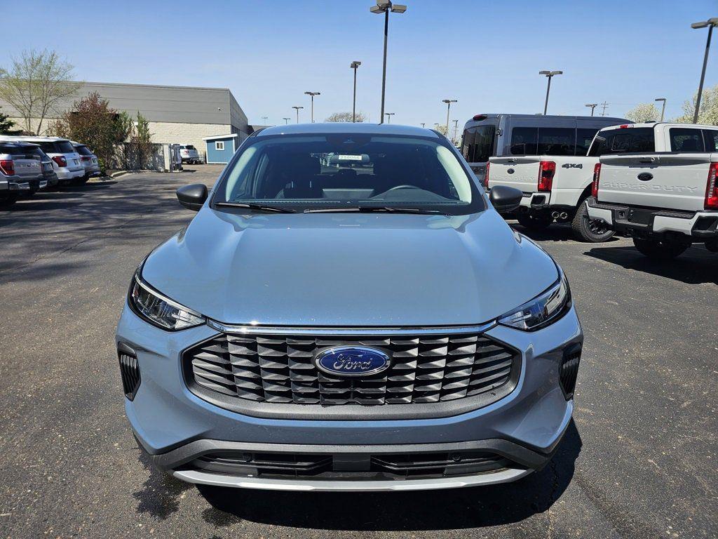 new 2025 Ford Escape car, priced at $28,250