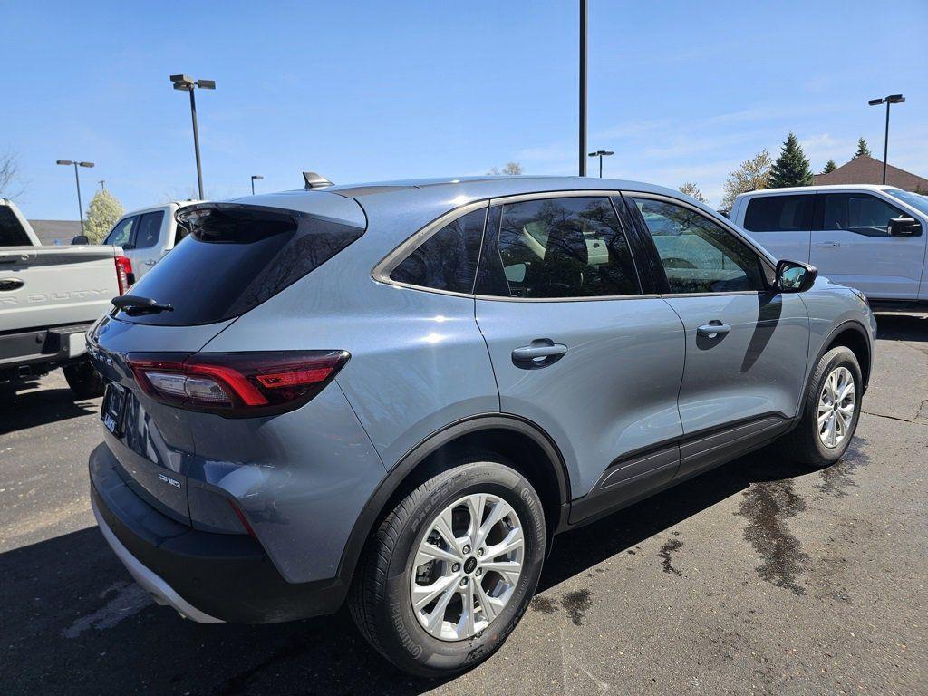 new 2025 Ford Escape car, priced at $28,250