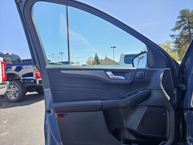 new 2025 Ford Escape car, priced at $28,750