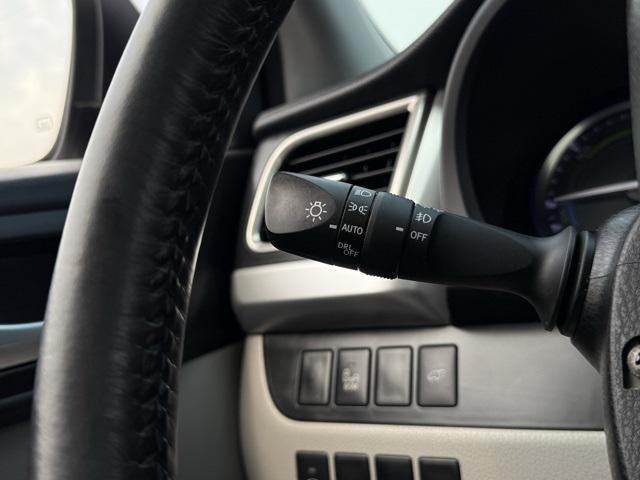 used 2014 Toyota Highlander Hybrid car, priced at $23,000