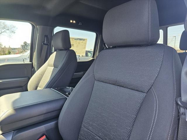 new 2025 Ford F-150 car, priced at $52,000