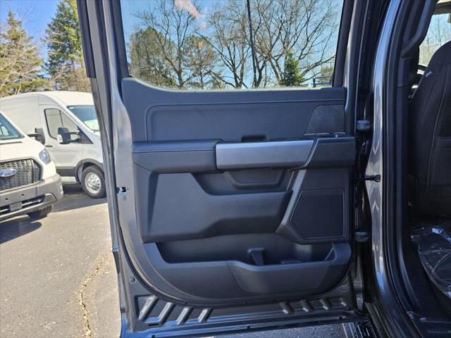 new 2025 Ford F-150 car, priced at $52,000