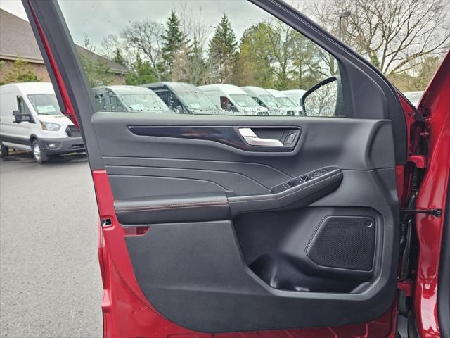 new 2025 Ford Escape car, priced at $30,644