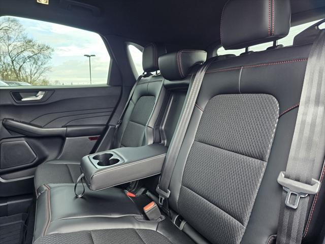 new 2025 Ford Escape car, priced at $30,644