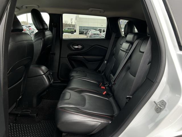 used 2015 Jeep Cherokee car, priced at $13,500