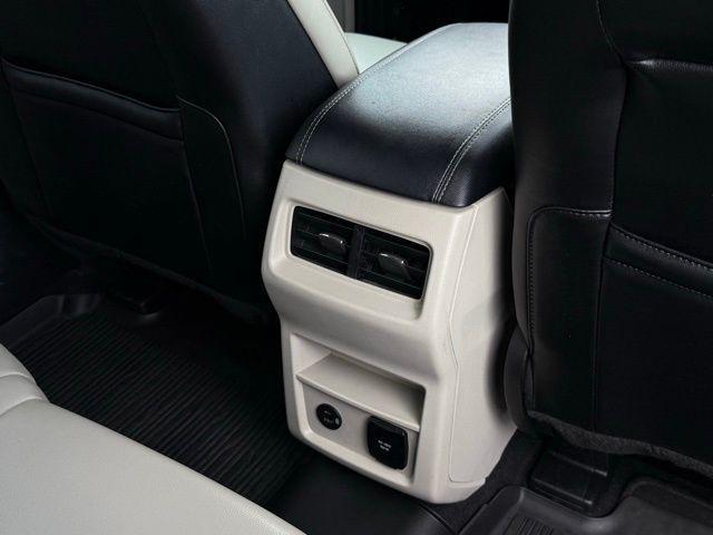 used 2021 Ford Edge car, priced at $18,000