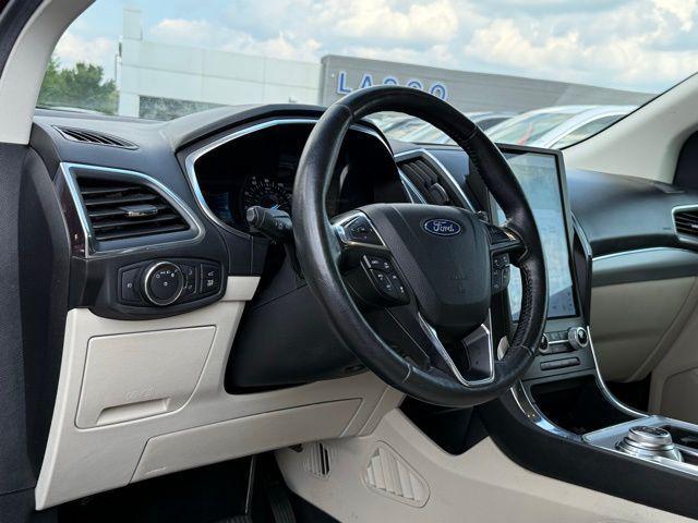 used 2021 Ford Edge car, priced at $18,000