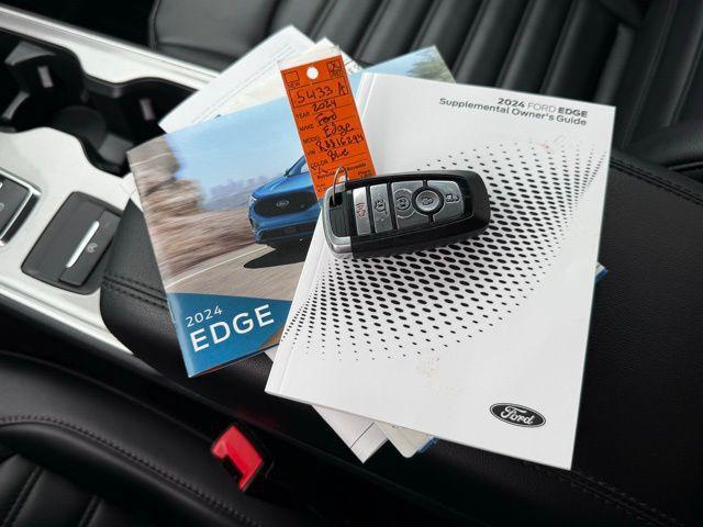 used 2024 Ford Edge car, priced at $31,000