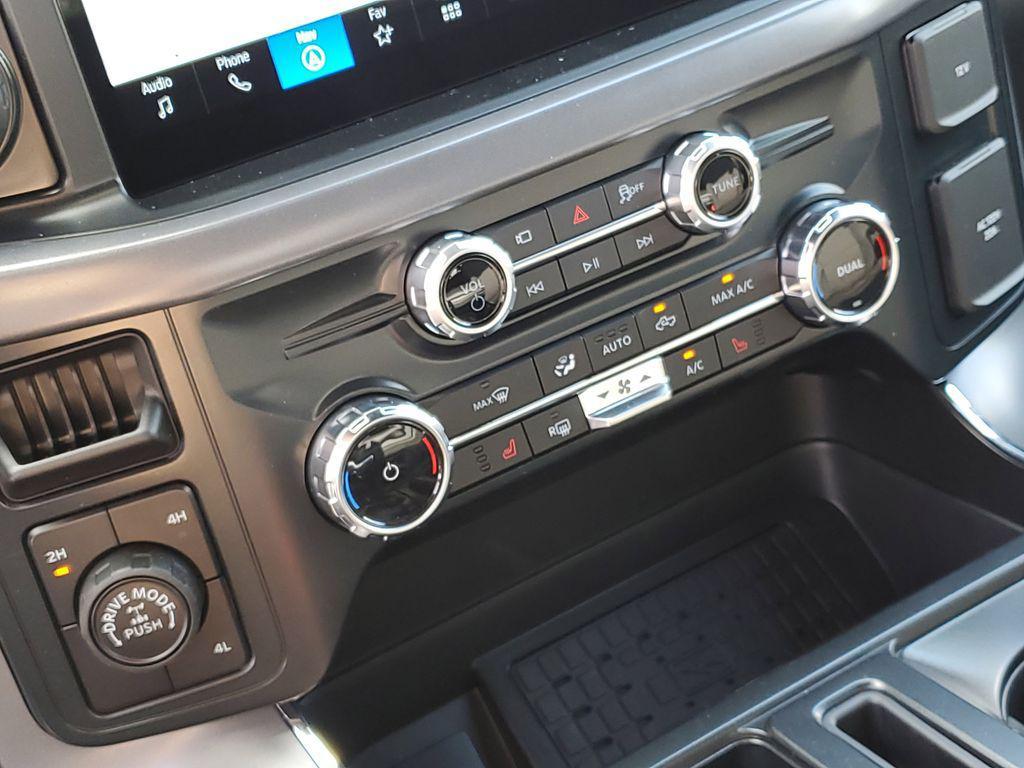 new 2025 Ford F-150 car, priced at $53,438