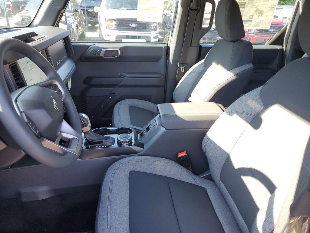 new 2025 Ford Bronco car, priced at $36,318