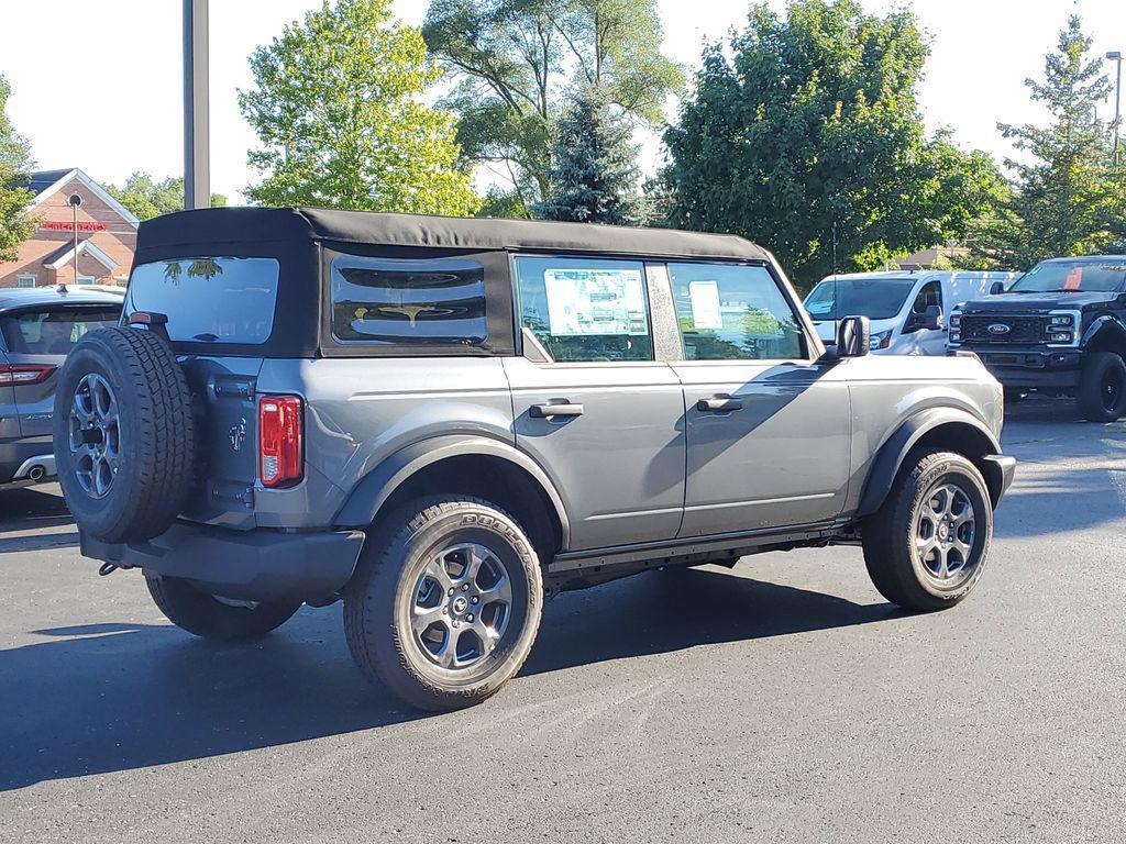 new 2025 Ford Bronco car, priced at $36,318