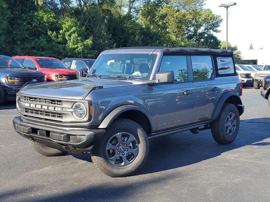 new 2025 Ford Bronco car, priced at $36,318