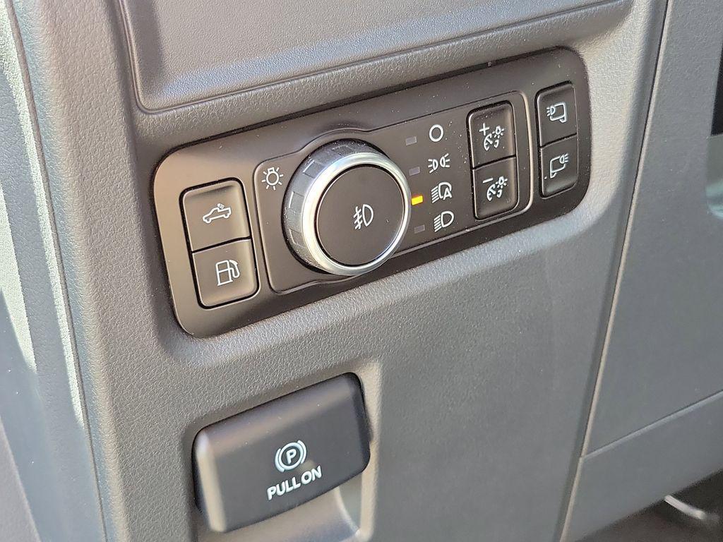 new 2025 Ford F-150 car, priced at $52,478