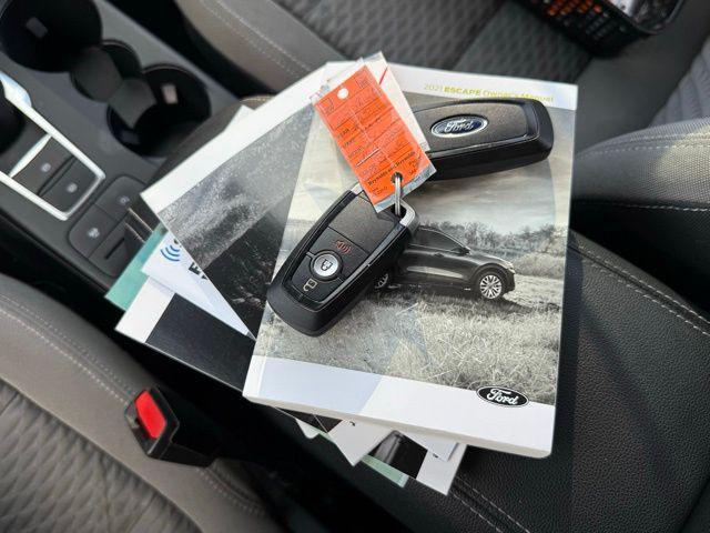 used 2021 Ford Escape car, priced at $11,000