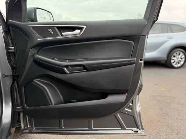 used 2021 Ford Edge car, priced at $15,500