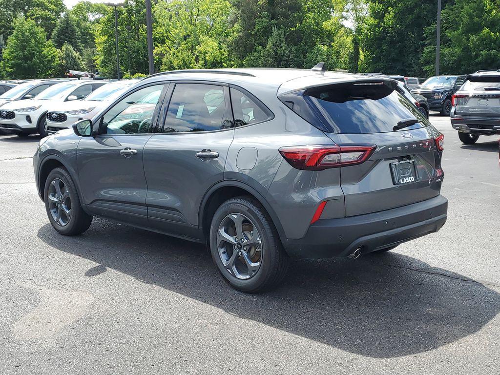 new 2025 Ford Escape car, priced at $30,085