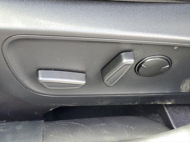 new 2025 Ford Escape car, priced at $29,950