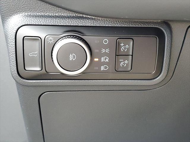 new 2025 Ford Explorer car, priced at $43,599