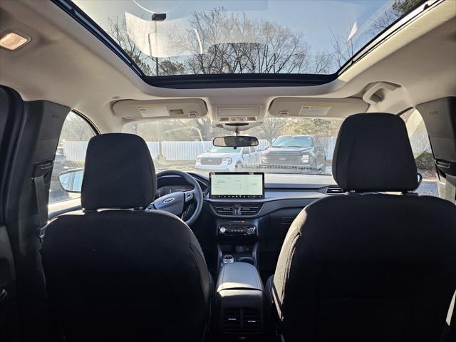 new 2025 Ford Escape car, priced at $28,750