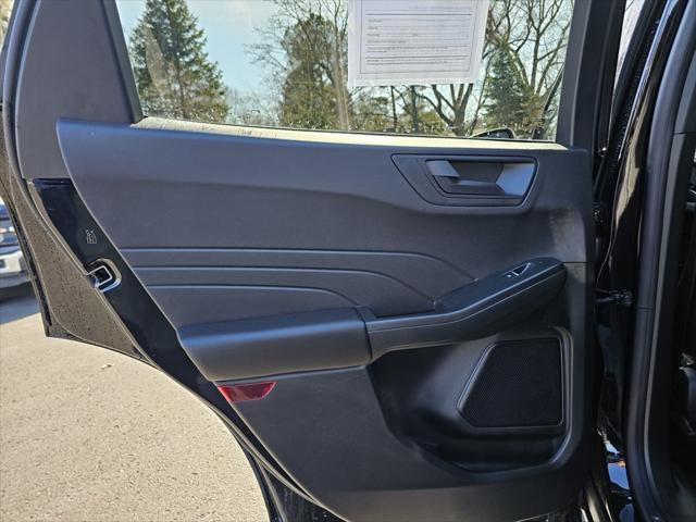 new 2025 Ford Escape car, priced at $29,500