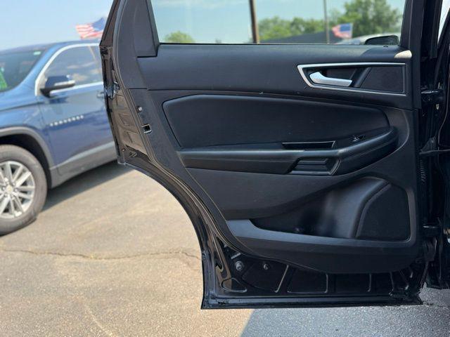 used 2017 Ford Edge car, priced at $9,000